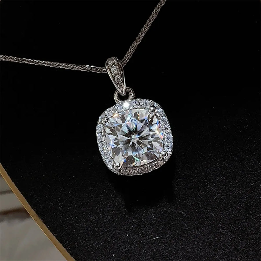 5 Carat Moissanite 925 Sterling Silver Necklace in silver with moissanite stone