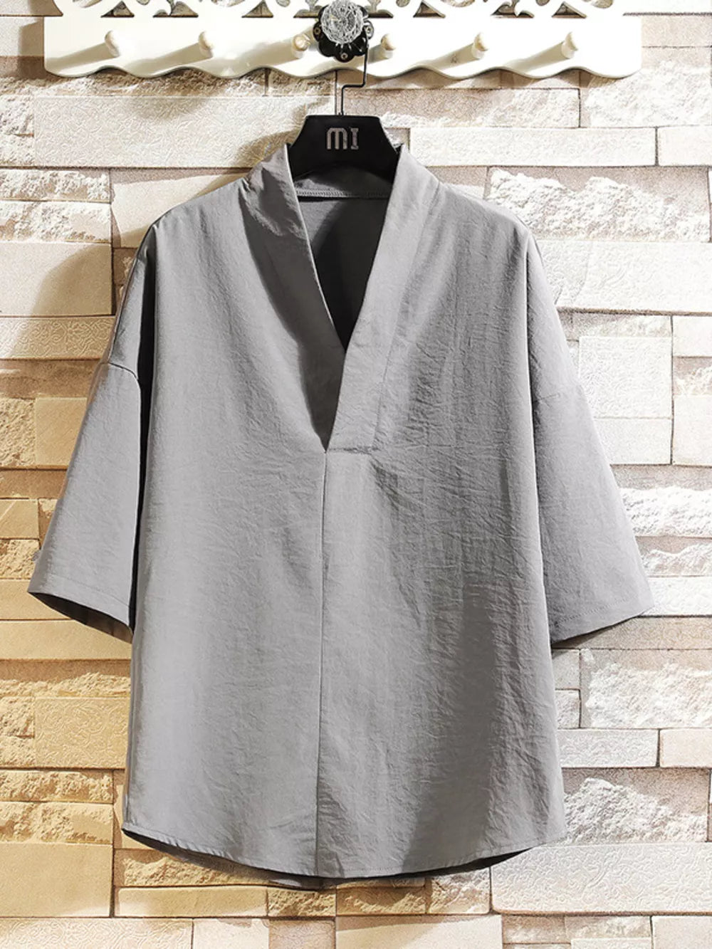 Sage kimono shirt with hip-length and pullover
