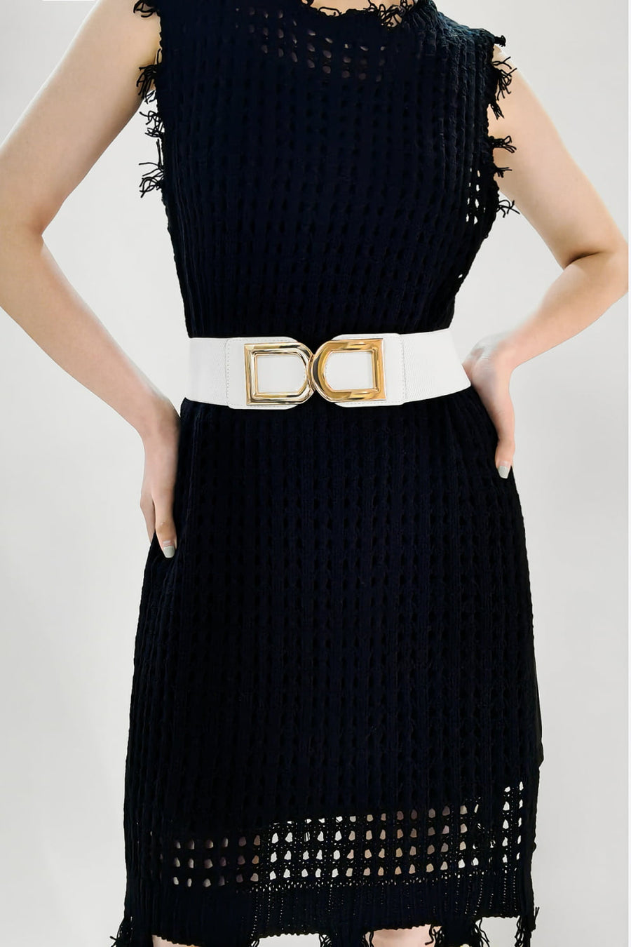 White elastic belt with double gold buckle detail