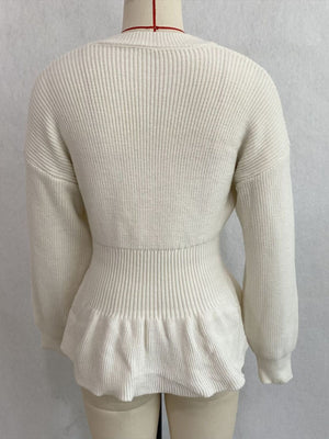 ivory v-neck sweater with stretch and long sleeve