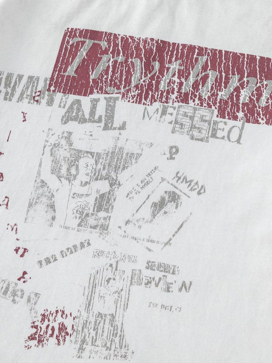 vintage-inspired t-shirt in black with crew neck