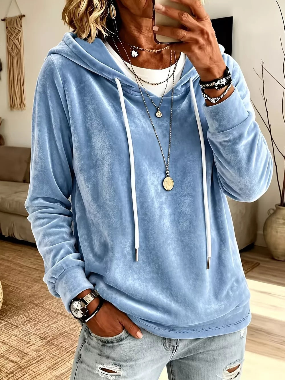 athleisure pullover hoodie in Pink with hooded
