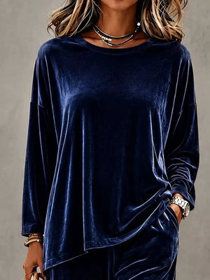 Full Size Velvet Long Sleeve Top And Pants Set in Red with ruched