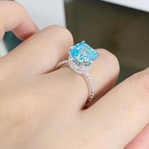 925 sterling silver, Growing high-carbon diamonds Care instructions: Avoid weari ring in silver with square silhouette