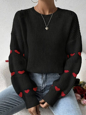 classic pullover sweater in ivory with crew neck
