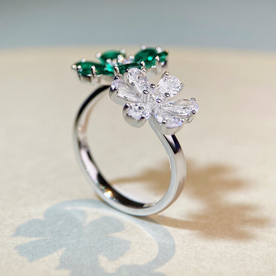 ring featuring floral in clear with 925 sterling silver,Zircon Care instructions: While wearing the pearl jewelry, a texture