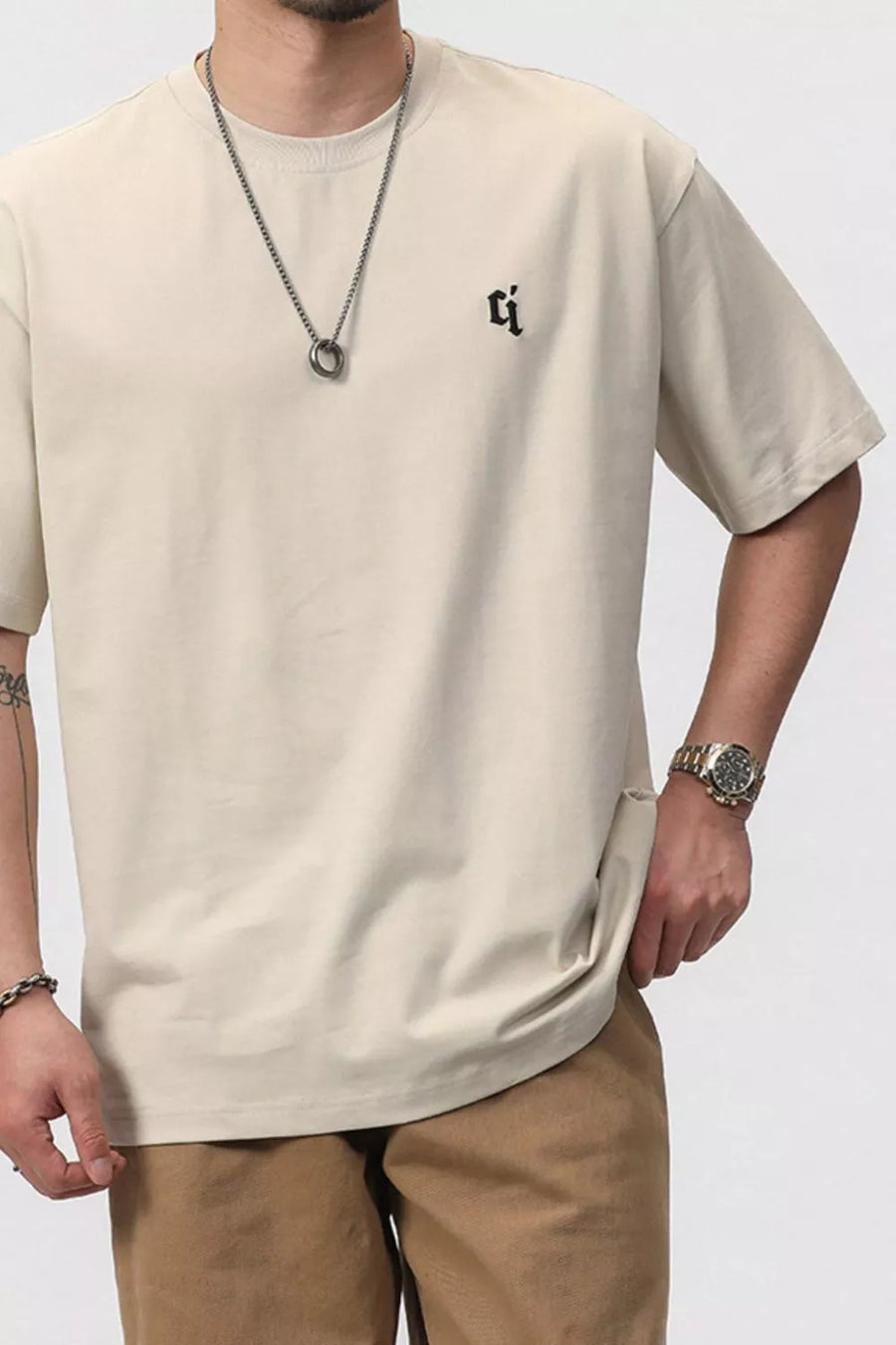 Men's cream cotton blend crew neck tee with embroidered logo detail