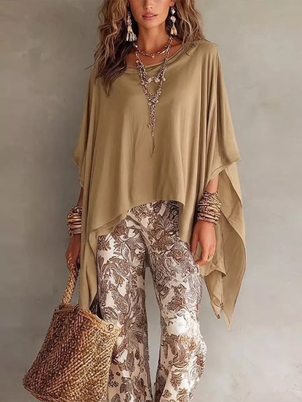 blouse in Red with oversized and hip-length