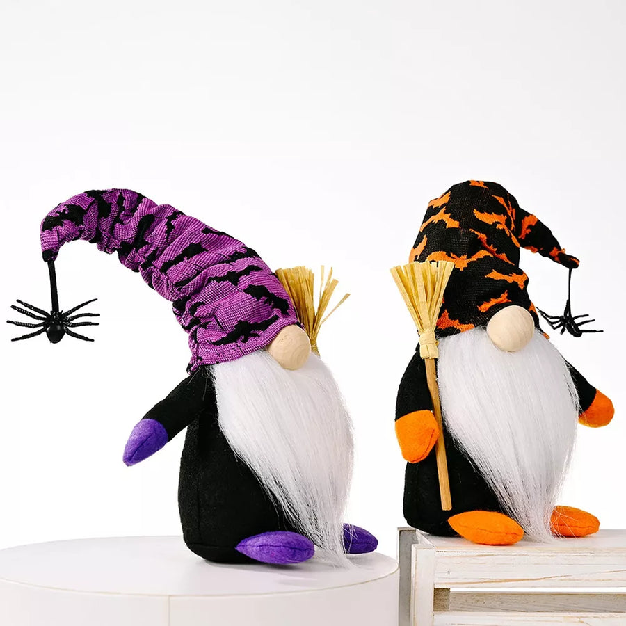 Halloween Decorative Gnome With Witch Hat in black with witch hat