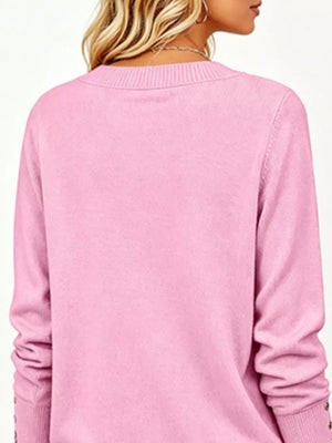 100% polyester Care instructions: Machine wash cold v-neck sweater in Beige with regular silhouette