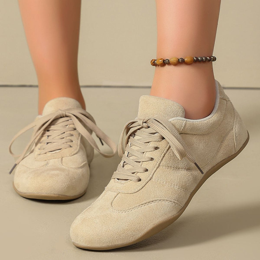 Polyester Round Toe Lace Up Sneakers in Red with round toe