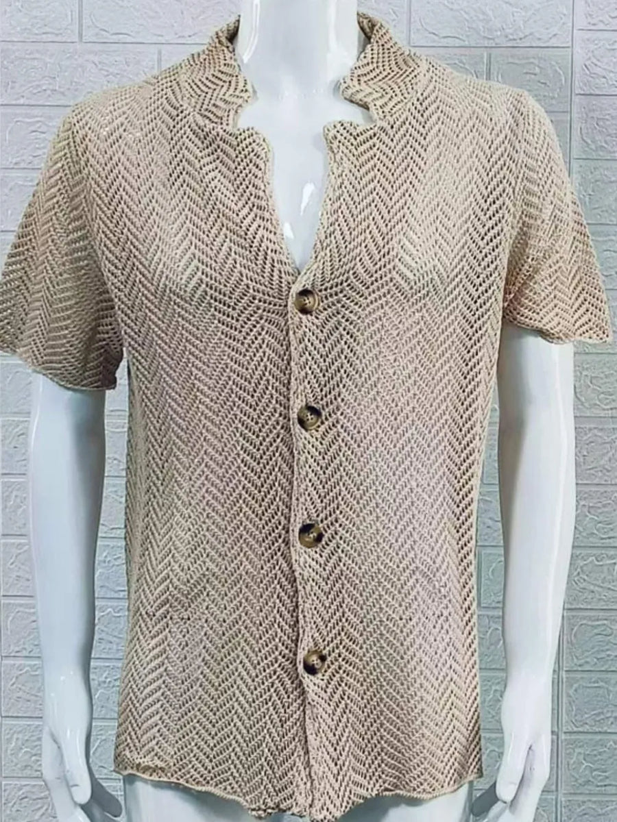 Open-knit herringbone resort shirt in Khaki with button front and short sleeves.