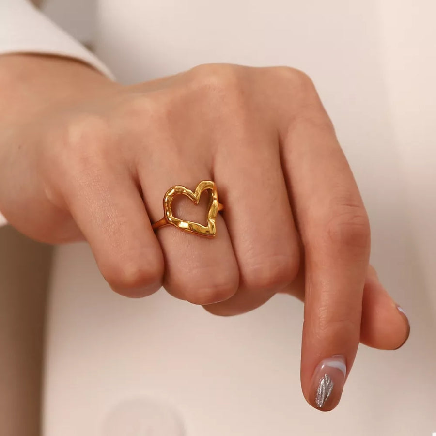 gold with ring with heart shape