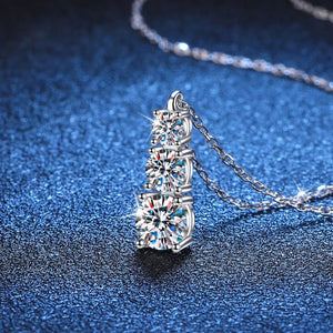 necklace in silver with pendant and choker