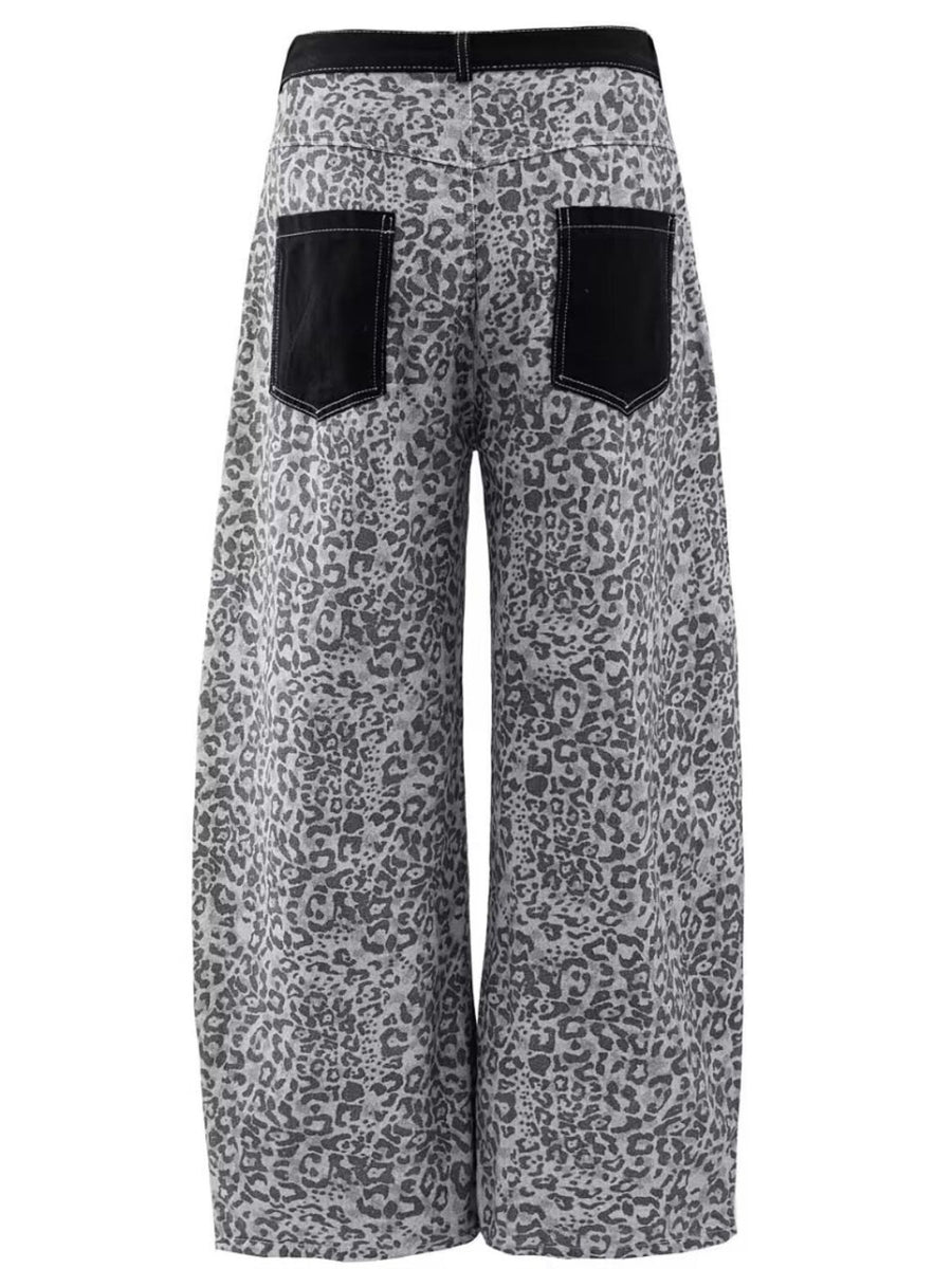 charcoal wide-leg jeans featuring buttoned and leopard-print