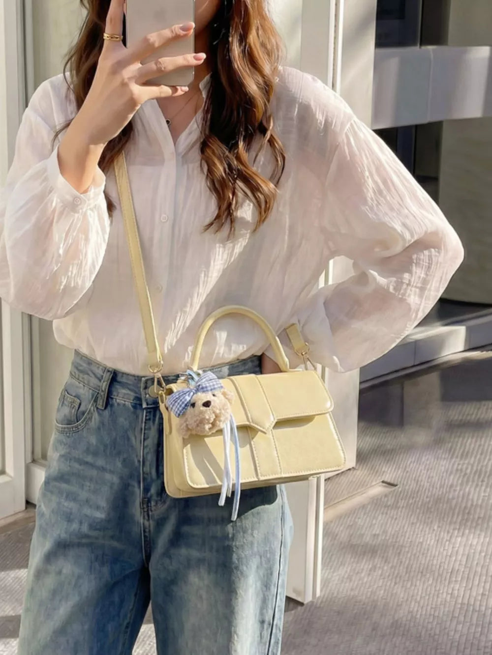 crossbody bag in Beige with adjustable strap and medium