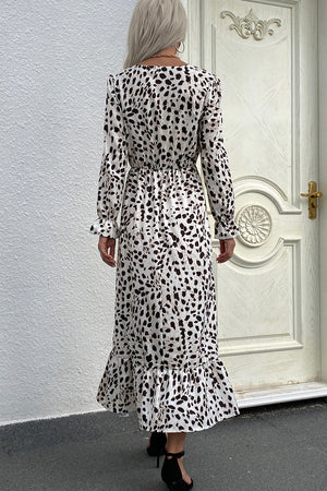 95% polyester, 5% elastane Care instructions: Machine wash cold midi dress in White with fit-and-flare silhouette
