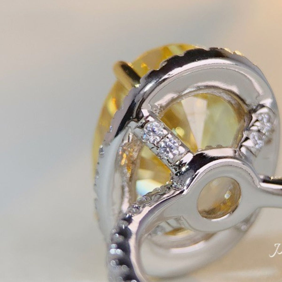 Yellow ring
