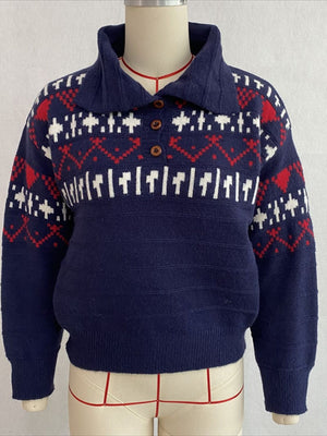 polo sweater in White with buttoned and cropped