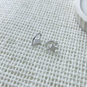 Silver earrings with 0.6 inches and cuff