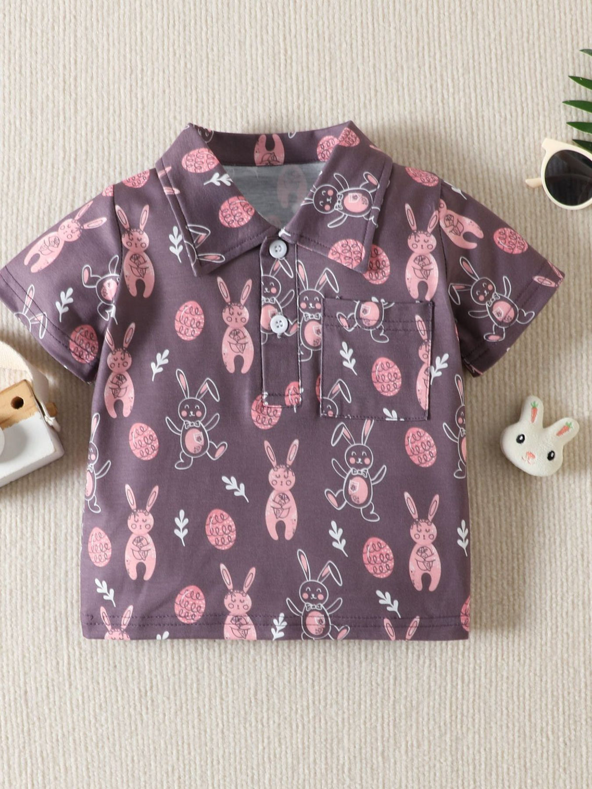 Baby short-sleeve cotton polo shirt with allover bunny and egg print