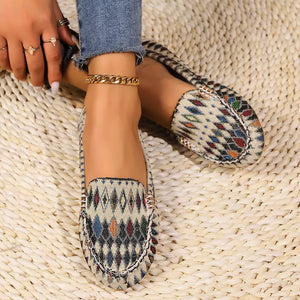 shoes in Flower Palm with geometric and round toe