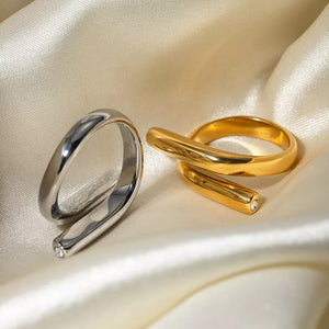 18k Gold-plated Stainless Steel Bypass Ring in gold with gold-plated
