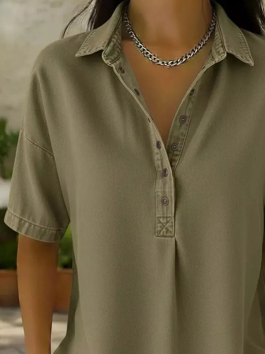 Snap Down Short Sleeve Blouse in Black
