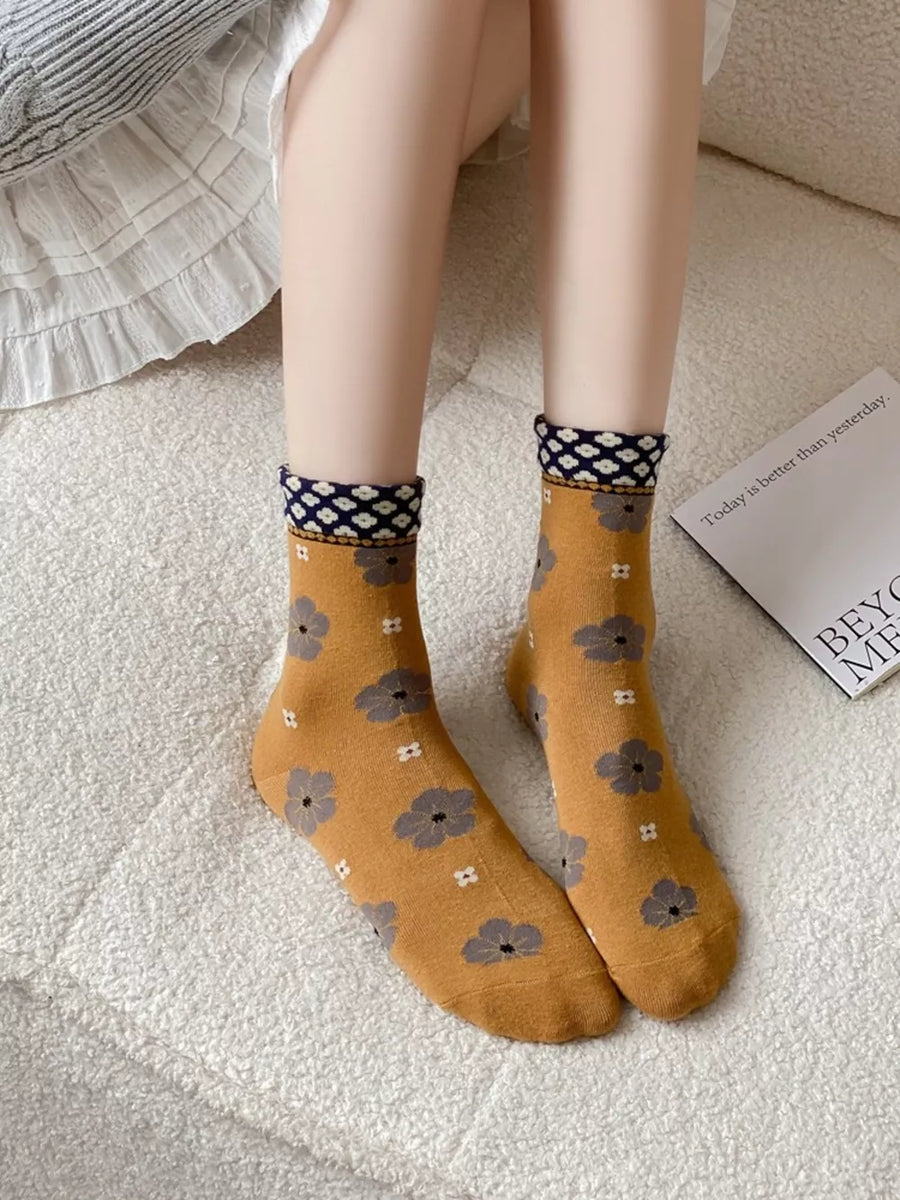 socks featuring floral in rust with cotton Imported Size &amp texture