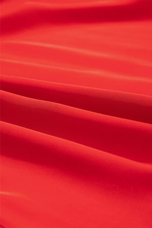 blouse in Scarlet with buttoned and hip-length