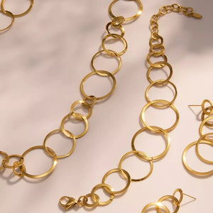 18k Gold-plated Titanium Steel Round Bracelet in Gold with gold-plated
