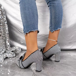 Point Toe Block Heel Pumps in Black