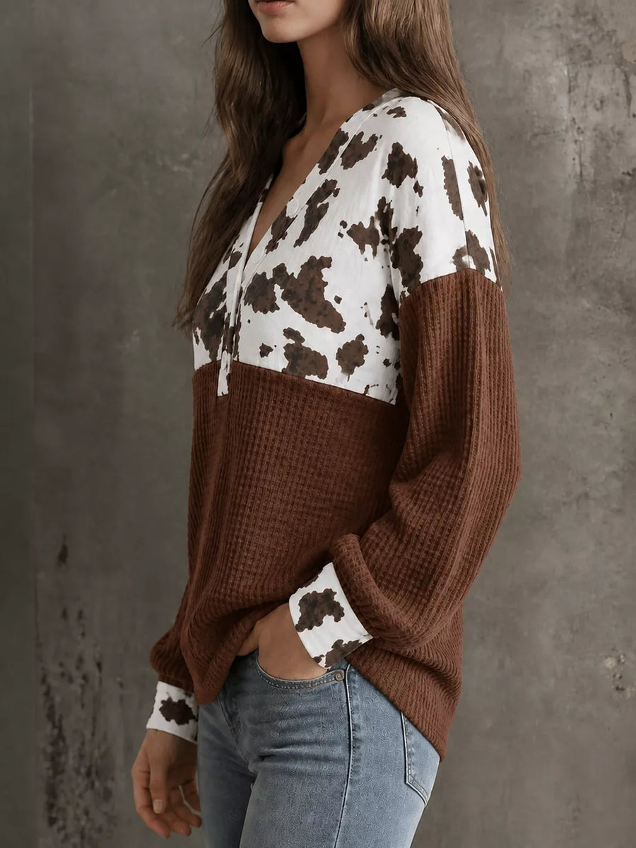 blouse in Taupe with v-neck and long sleeve