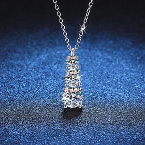 925 sterling silver,Moissanite Carat weight: 1 necklace in light blue with straight silhouette