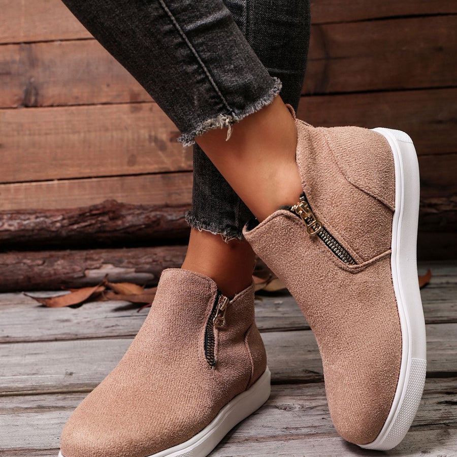 ankle boots in Khaki with side zipper and ankle-length