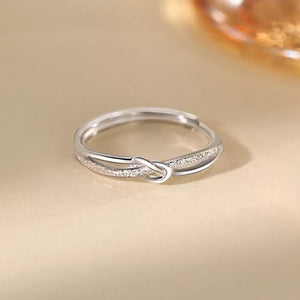 925 Sterling Silver Knot Ring With Zircon in Silver