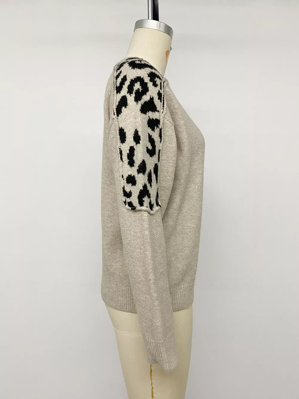 Leopard Round Neck Sweater in Khaki with ribbed