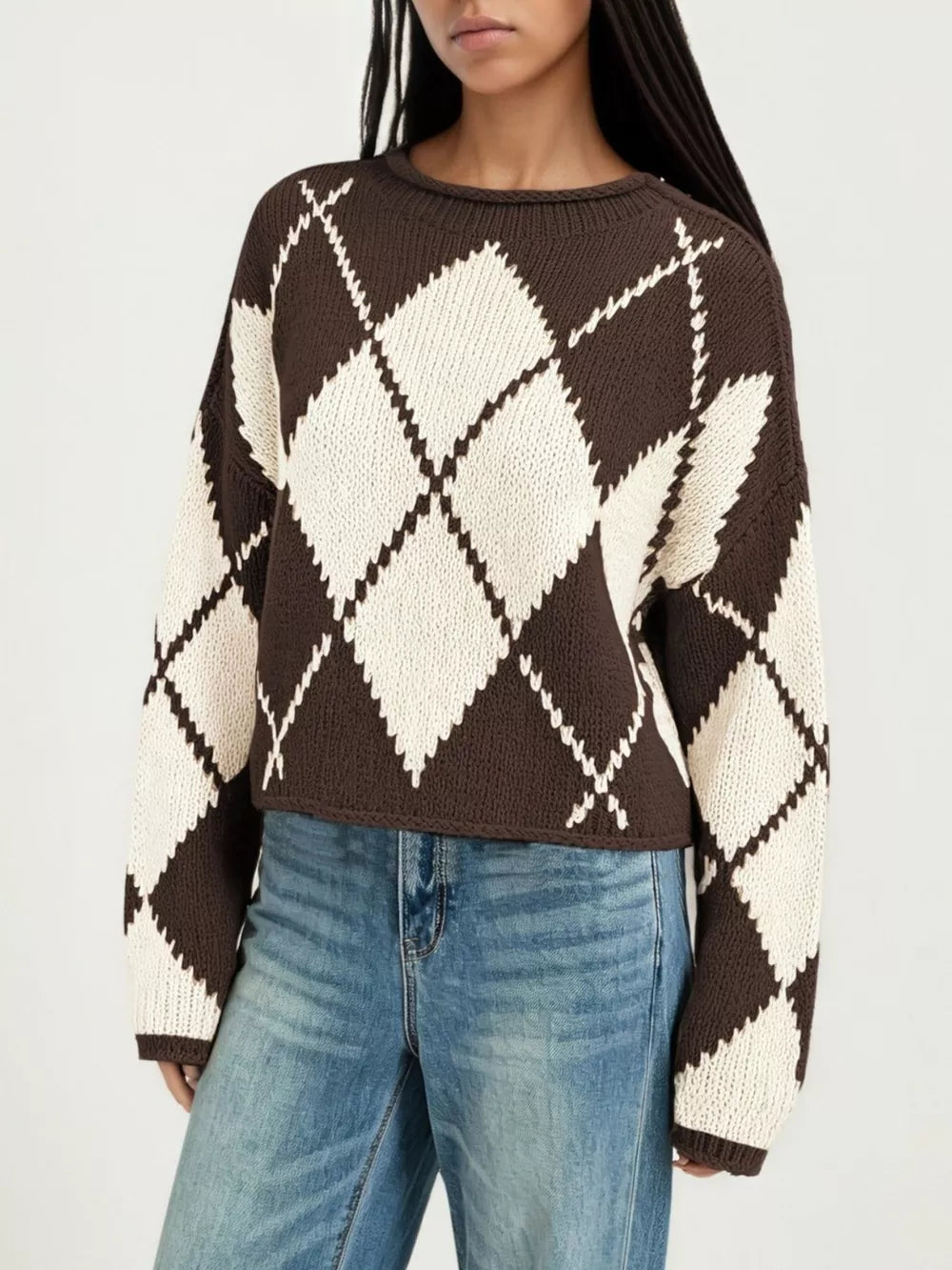Red pullover sweater with ribbed hem and long sleeve