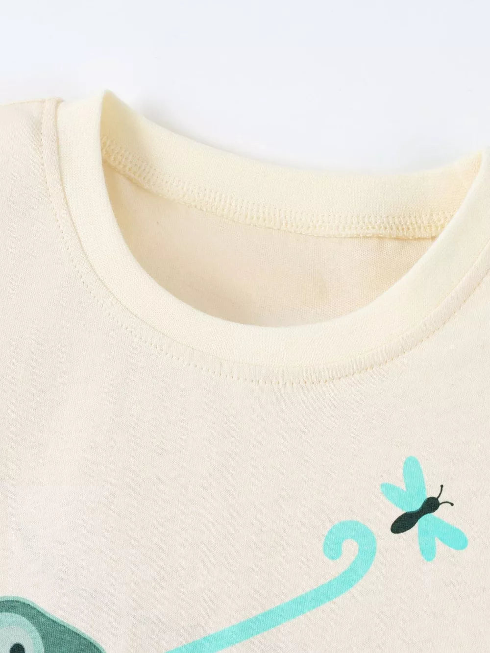 Children's Chameleon Insect Graphic T-shirt option 3