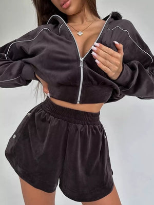 Pink tracksuit with cropped and zip-front