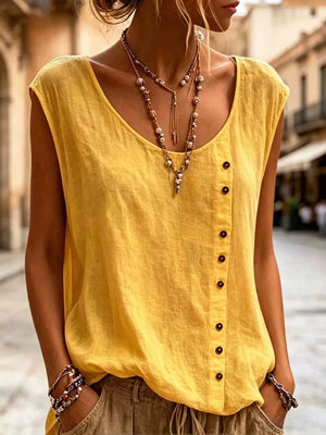 Round Neck Decor Button Tank Plus Size in Green