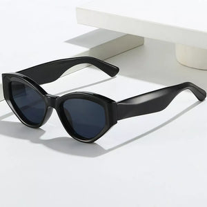 sunglasses in Light Green with tortoiseshell and UV400 protection