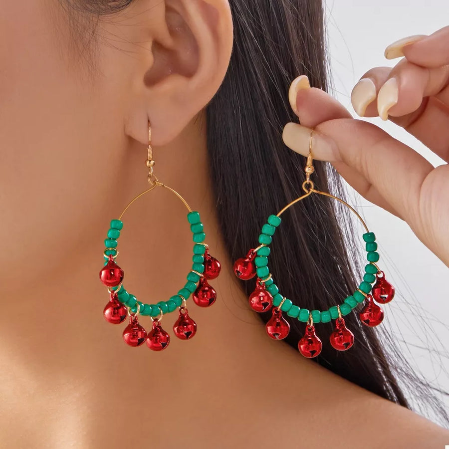 earrings in Green with beaded and long