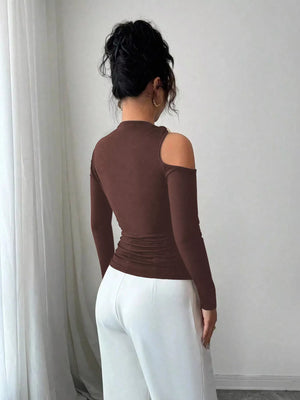 Brown cutout one-shoulder t-shirt with long sleeves and ruched detail.
