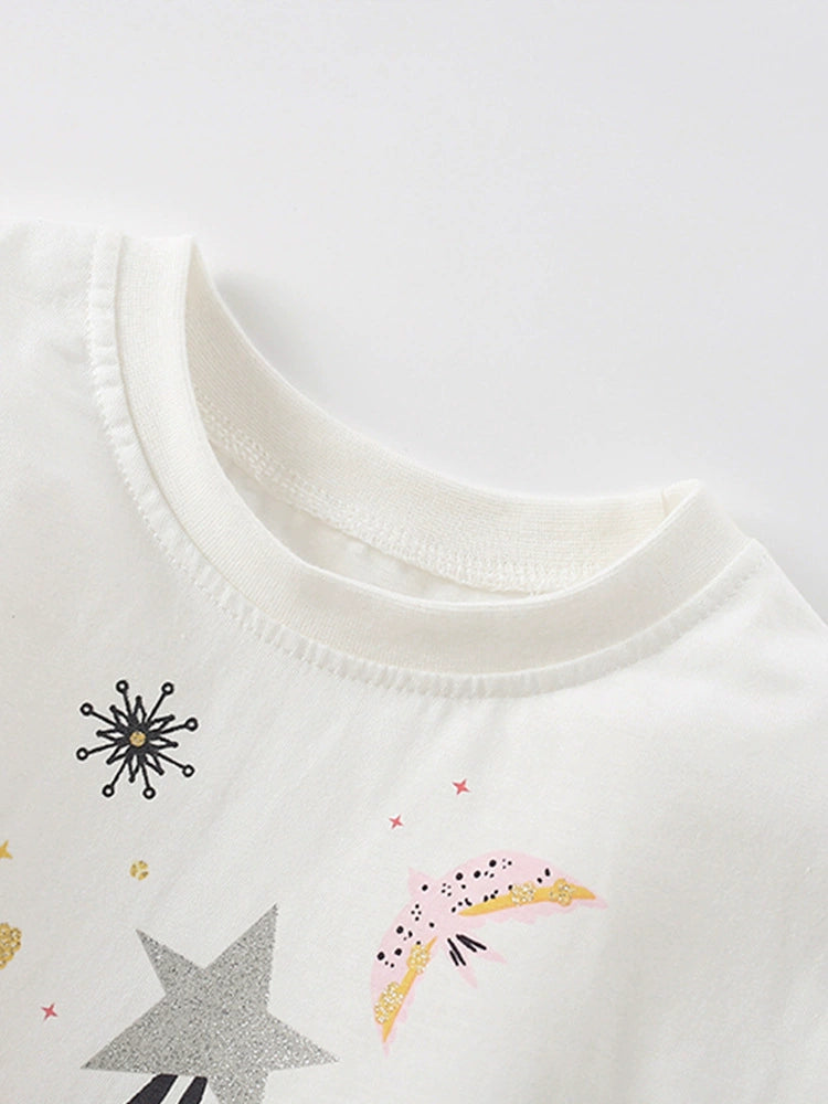 White cotton blend kids t-shirt with festive Christmas graphic details.