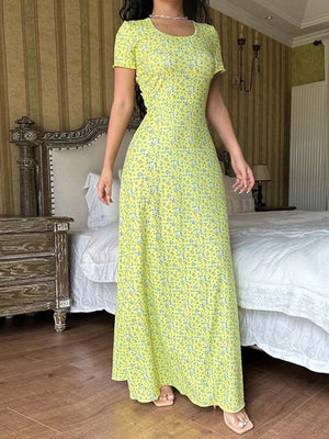 maxi dress in pink with basic style and maxi