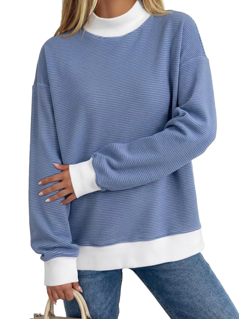 Sage sweatshirt with hip-length and pullover