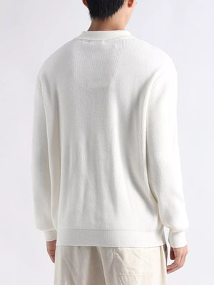 White regular pullover sweater with collared