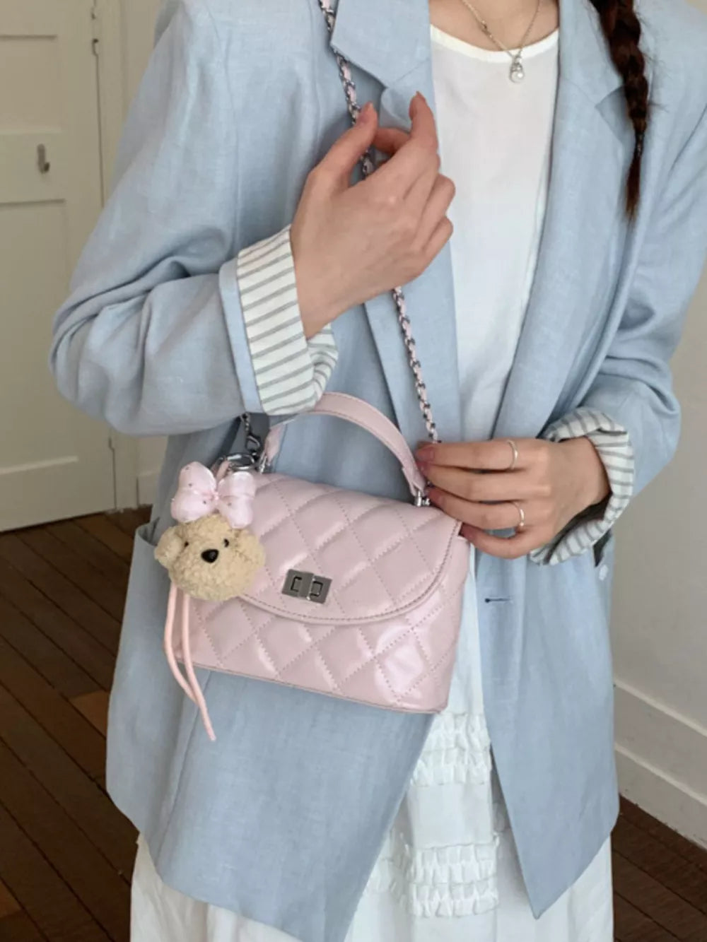 Quilted Chain Strap Crossbody Bag in Pink