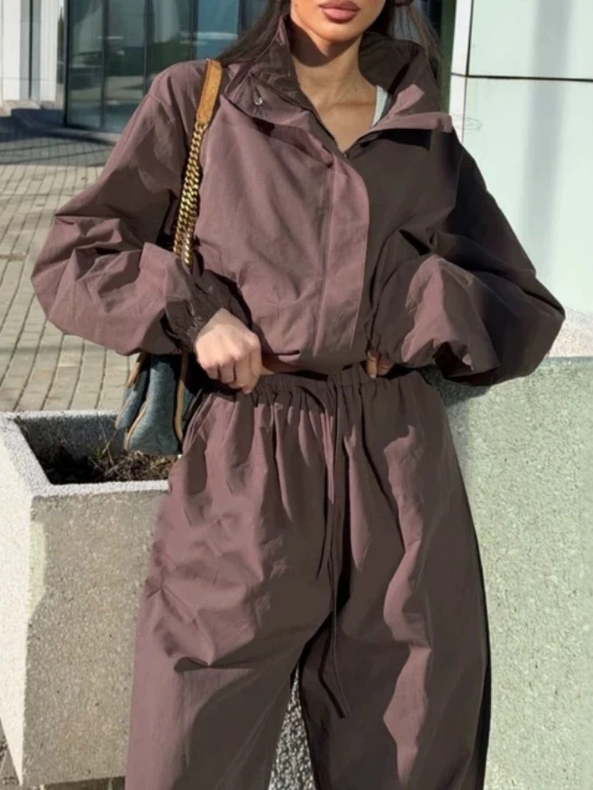 athleisure matching set in Green with mock neck